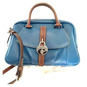 Dooney & Bourke Hand Bag